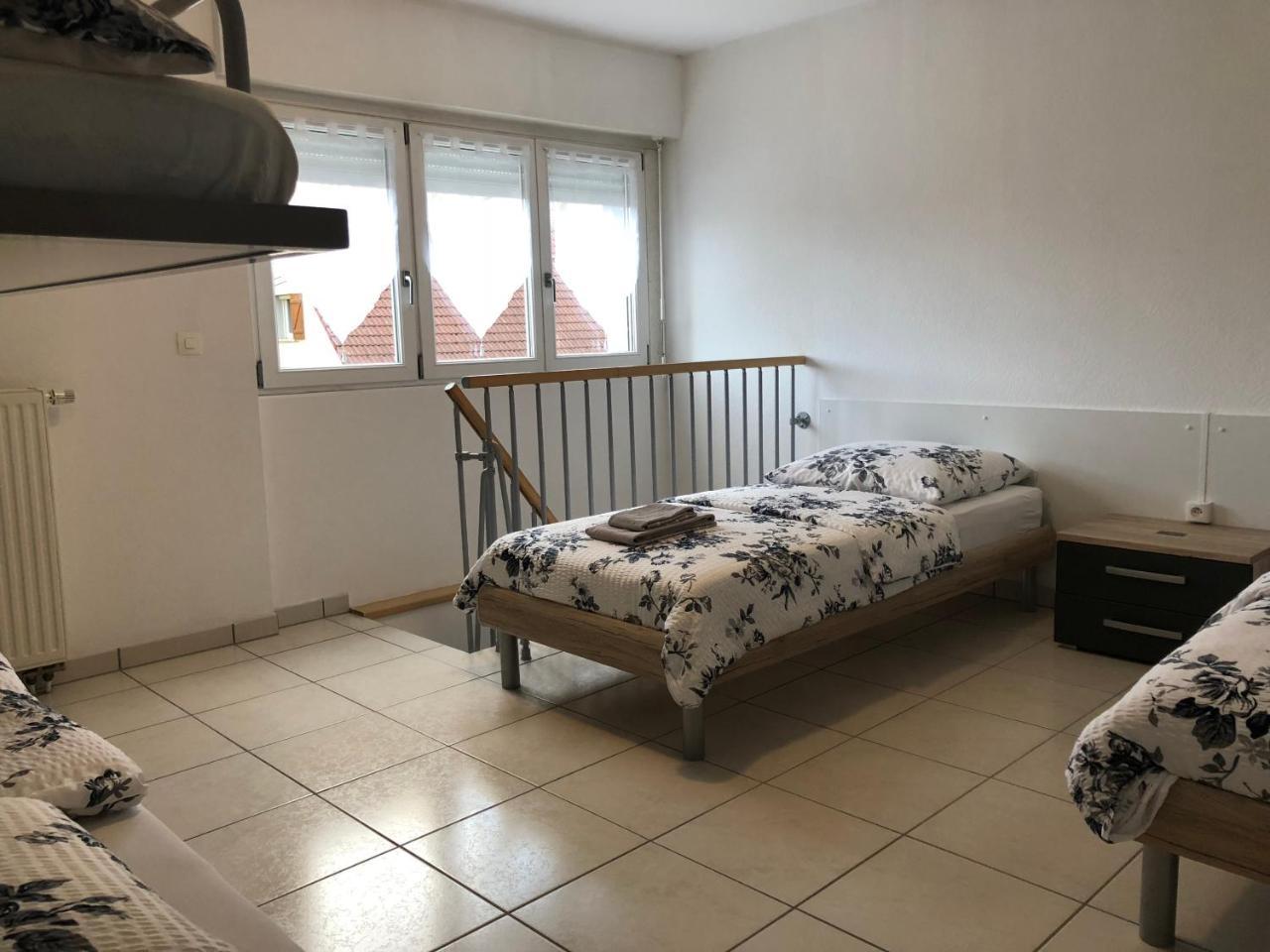 Studios Near Lycee Jean Mermoz Saint-Louis  Kültér fotó